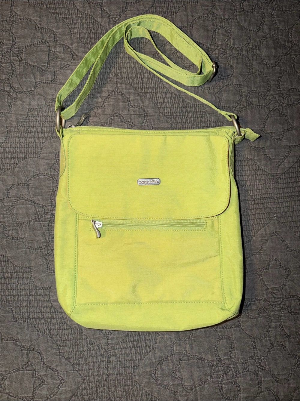 Baggallini Lime Green Crossbody Shoulder Bag